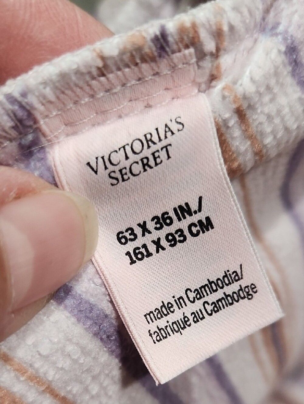 NWT Plush Drawstring Beach Towel Victoria Secret Backpack - Lavender Floral - Picture 7 of 13